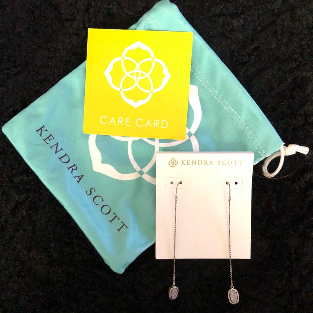NWOT Kendra Scott earrings